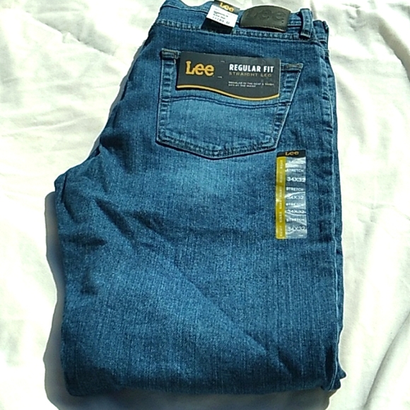 NWT Men's Lee blue jeans  size 35 x 32 *** - Picture 1 of 9